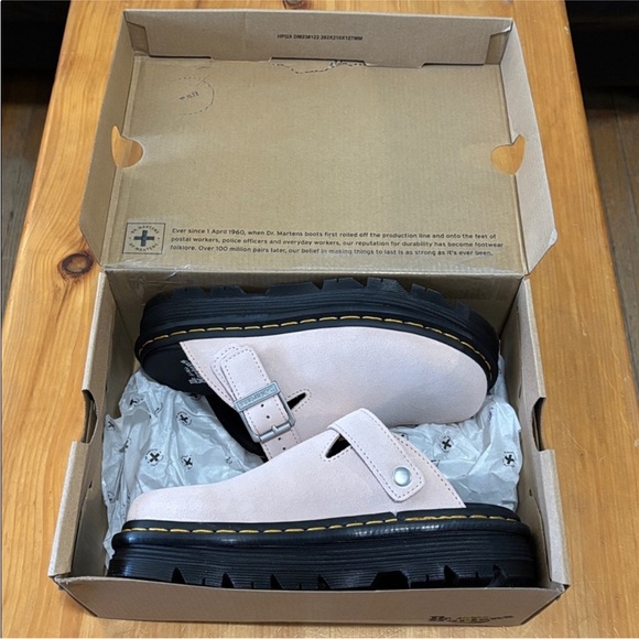 🩶Size 7 - NWT: DR. MARTENS - Women's ZebZag Suede Mules - Picture 12 of 14